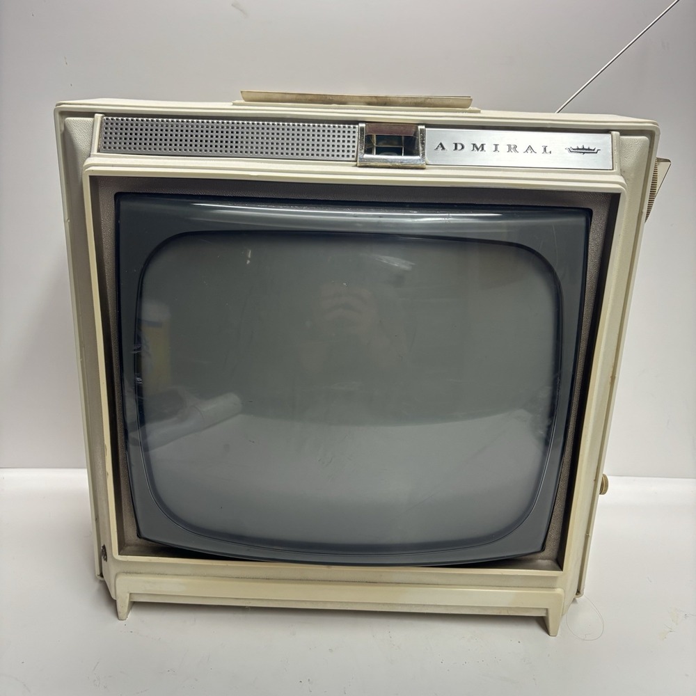 Retro Vintage Admiral Eleven Inch 11" Portable Tv USA Made FOR PARTS OR REPAIRS